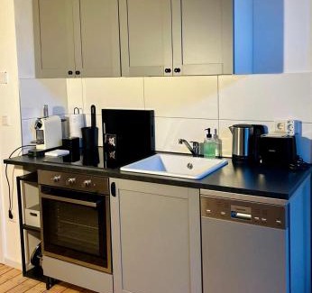 Bochum-Innenstadt Apartment | FeelsLikeHome - Stylische und zentrale Altbauwohnung mit Terrasse&Garten