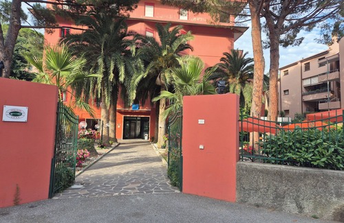 Cinque Terre Apartment | Fegina Deluxe 3 Bedrooms 3 Bathrooms