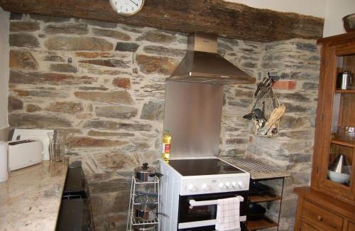 Arthog House | Fegla Fawr - Rustic, rural farmhouse near Barmouth