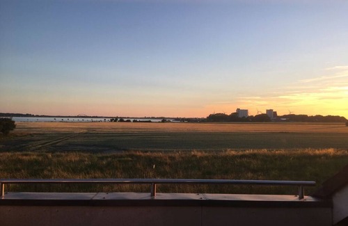Neue Tiefe Apartment | Fehmarn room with lake view