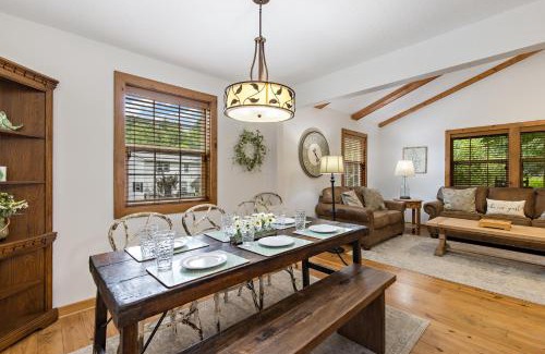 Blowing Rock House | Fehrway to Heaven