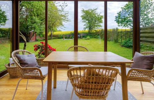 Gunneby House | Feldblick