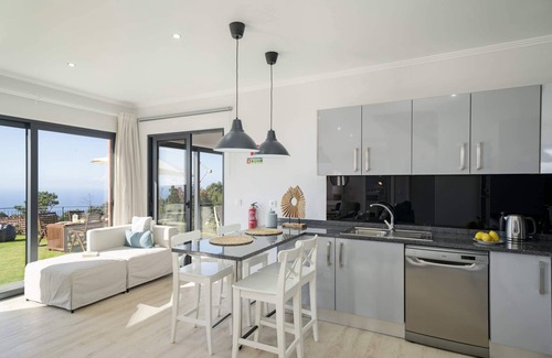 Ponta do Pargo Villa | Felicidade Rocha II - For Families, With a Pool