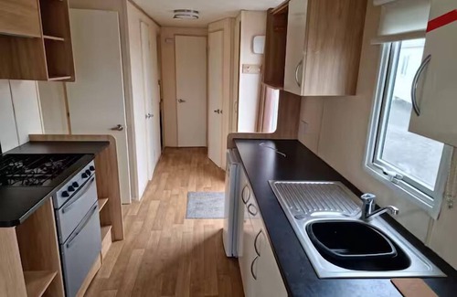 Felixstowe RV Rental | Felixstowe Beach Holiday Park Caravan