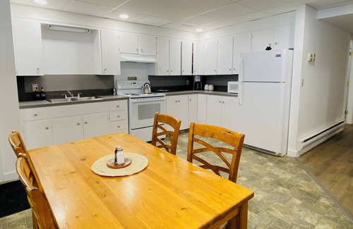 Cariboo Chilcotin Coast Apartment | Felker Lake Lookout