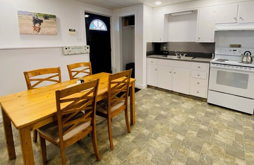 Cariboo Chilcotin Coast Apartment | Felker Lake Lookout