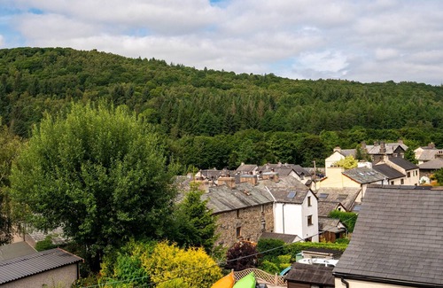 Backbarrow Cottage | Fellcroft Cottage - Dog-friendly, 1.5 miles from Windermere