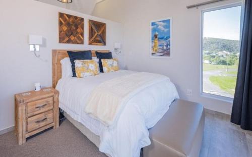 L'Agulhas House | Fellowship
