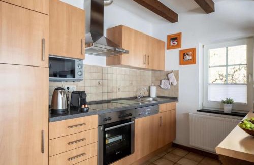 Eslohe House | Felsberg Modern retreat