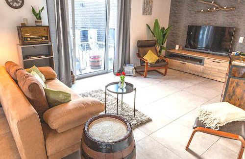 Burbach Apartment | Femo SCHICK und EDEL kpl Wohungen 2 Bäder eigener Eingang