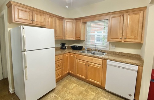 Cleveland Heights House | Fenced-In Backyard, Safe Family Area, , Close to Metroparks