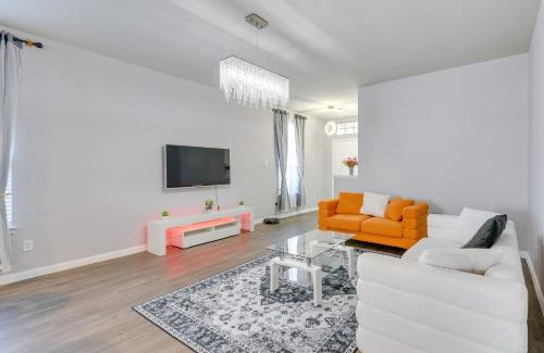 Clodine House | Fenced Yard and Gas Grill Spacious Home in Richmond