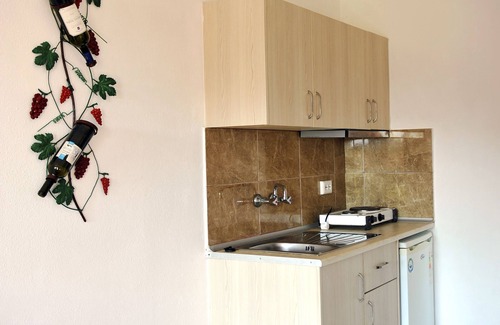 Skiathos Town Hotel | Fengeros Village