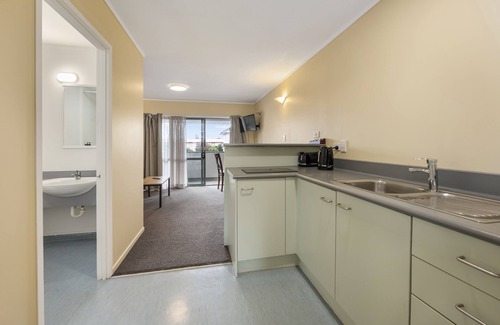Fenton Street Hotel | Fenton Court Motel