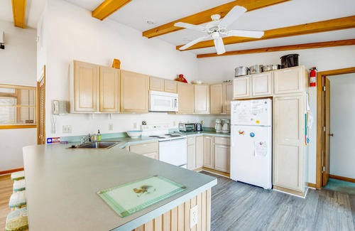 Fenwick Island House | Fenwick Island spacious beach house with deck, W/D & full kitchen - dog-friendly