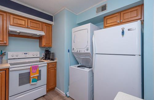 Caine Woods Apartment | Fenwick Woods OC