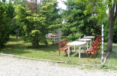 Mako Bed & Breakfast | Fenyő Panzió