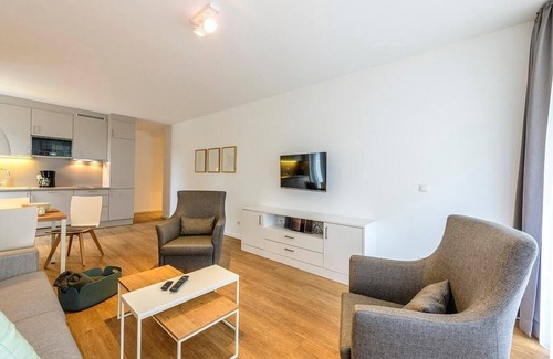 Bensersiel Apartment | Ferienapartment mit Terrasse Inkl. Freier Nutzung von Saunabereich & Schwimmbad