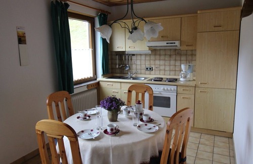 Bad Rippoldsau-Schapbach Apartment | Ferienwohnung Typ B, 74qm, 1 Schlafzimmer, max. 4 Personen