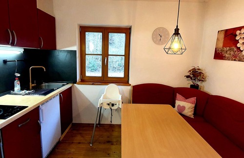 Ramsau Apartment | Ferienwohnung Bergblick für 3 Personen 60qm Dusche/WC Balkon W-LAN TV