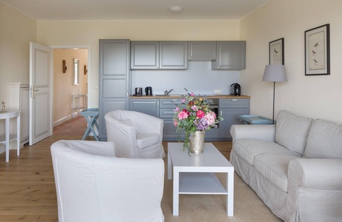 Muritz House | Ferienwohnung mit Kamin im Gut Ulrichshusen