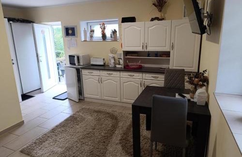 Frankenheim-Lindennaundorf Apartment | Ferien- Monteurwohnung bis 6 Personen