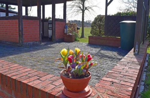 Alt Bukow Apartment | Ferien unterm Reetdach bis zu 6 Personen