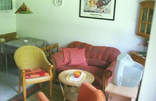 Kellenhusen Apartment | Ferienanlage Amwalde - Retro Ferienwohnung C5