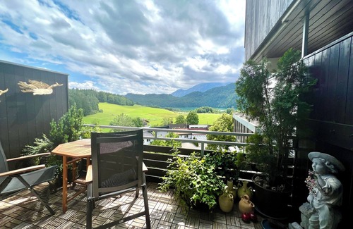 Schwarzenbach Apartment | Ferienappartement "brigitte"