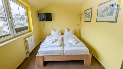 Seedorf Apartment | Ferienappartements Am Neuensiener See Ferienwohnung 23
