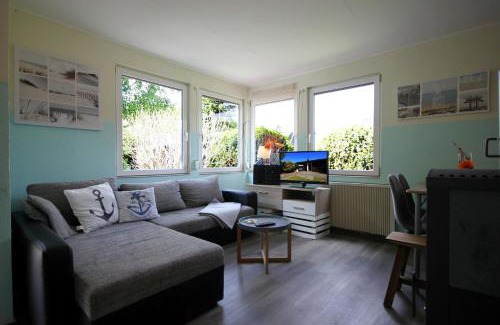 Zirkow Apartment | Ferienbungalow Serams by Rujana