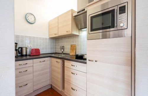 Dranske Apartment | Feriendorf Rugana - Moderne Komfort Ferienwohnung mit 1 Schlafzimmer C02