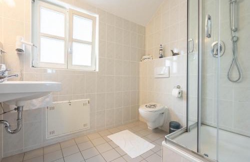 Dranske Apartment | Feriendorf Rugana - Moderne Komfort Ferienwohnung mit 1 Schlafzimmer C02