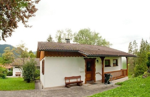 Schwarzenbach House | Ferienhaus 34-f Gemütlich Eingerichtet mit Südterrasse - Ferienhäuser im Feriendorf Weissensee im