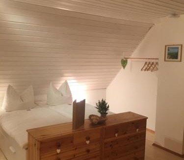 Erlenbach bei Dahn Apartment | Ferienhaus Bärbelstein- Burgblick