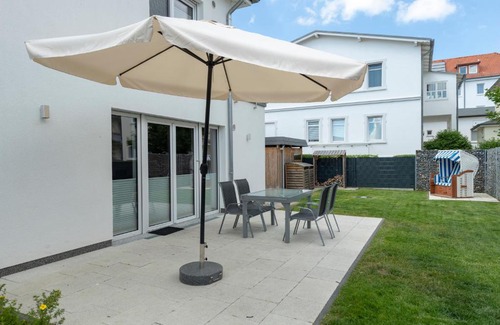 Gohren House | Ferienhaus Corvin mit eingezäunten Grundstück (200 m²)