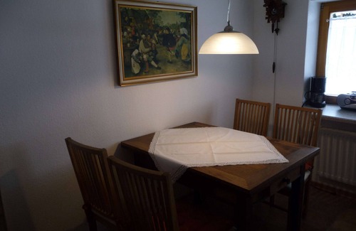 Eisenbach Apartment | Ferienhaus Elfi mit 85qm, 2 Schlafzimmer für max. 4 Personen