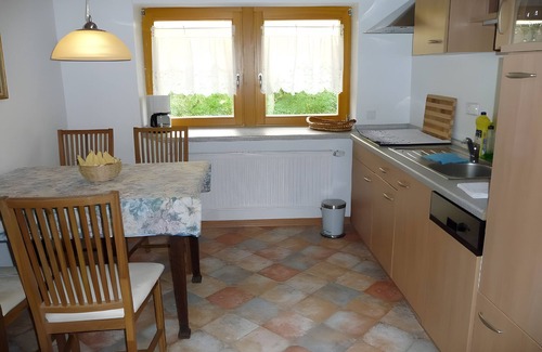 Eisenbach Apartment | Ferienhaus Elfi mit 85qm, 2 Schlafzimmer für max. 4 Personen