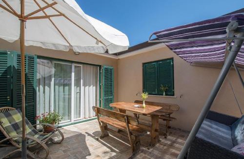 Kastel House | Ferienhaus für 5 Personen ca 60 qm in Kaštel, Istrien Buje und Umgebung