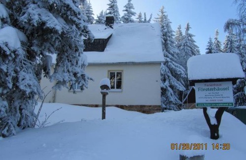 Barenfels House | Ferienhaus Ferien am Waldrand