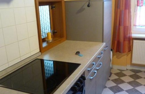 Barenfels House | Ferienhaus Ferien am Waldrand