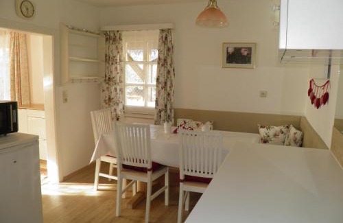 Taxenbach House | Ferienhaus Forsthof