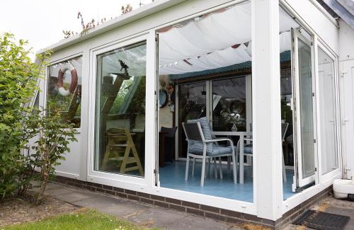 Dorumer Neufeld House | Ferienhaus "Fuchsbau" Rotersand 03
