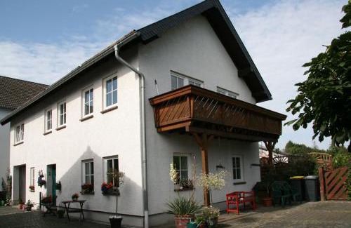 Schleiden House | Ferienhaus Ginsterblüte