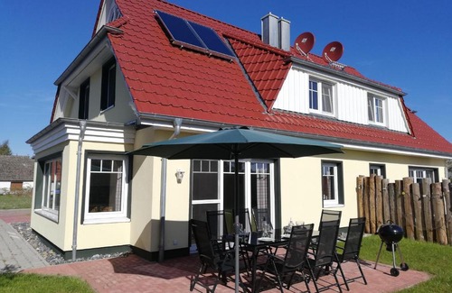 Breege House | Ferienhaus Hühnergott Kranichnest