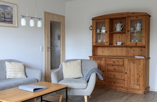 St. Peter-Ording House | Ferienhaus Hermann mit Garten, Terrasse, Kamin und 300m zum Deich/Salzwiesen