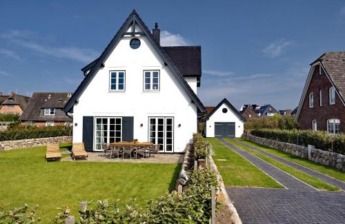 Wenningstedt-Braderup House | Ferienhaus Horsa Hoog - Luxus, Lage, Leichtigkeit mit Wellenrauschen in Wenningstedt Sylt