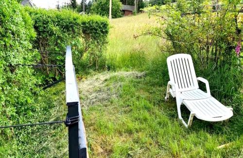 Baerenstein House | Ferienhaus in Bärenstein bei grünen Hügeln, cleaning included