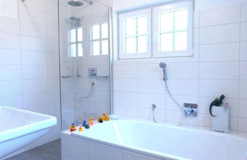 Norddorf House | Ferienhaus *Koggenhüs*
