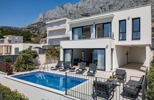 Veliko Brdo Villa | Ferienhaus Komplex - Villa Oliver - Makarska Exklusiv